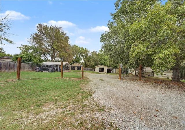 Photo 3 of Manufactured home for sale at 1546 Liberty Ave, Tontitown, AR 72762 | MLS# 1364128 | Listing updated on 2026-10-04
