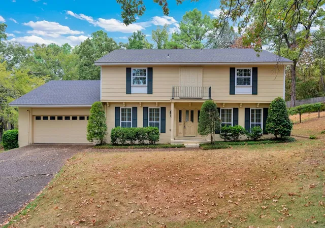Photo 3 of Single family home for sale at 3403 Old Oaks Ln, Fort Smith, AR 72903 | MLS# 1363667 | Listing updated on 2026-10-05