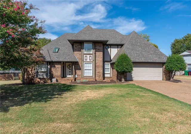 Photo 1 of Single family home for sale at 9912 Kingsley Pl, Fort Smith, AR 72908 | MLS# 1364210 | Listing updated on 2026-10-08