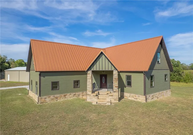 Photo 1 of Single family home for sale at 43 Spring Flood Rd, Goodman, MO 64843 | MLS# 1363257 | Listing updated on 2026-10-07