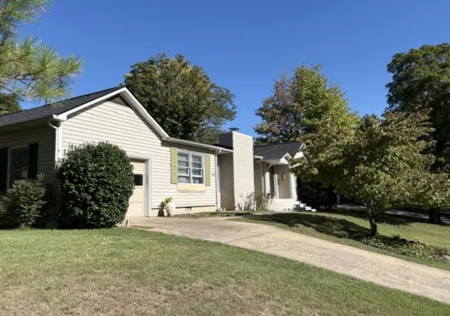 Photo 2 of Single family home for sale at 203 Kirby Ct, Harrison, AR 72601 | MLS# 1364296 | Listing updated on 2026-10-06