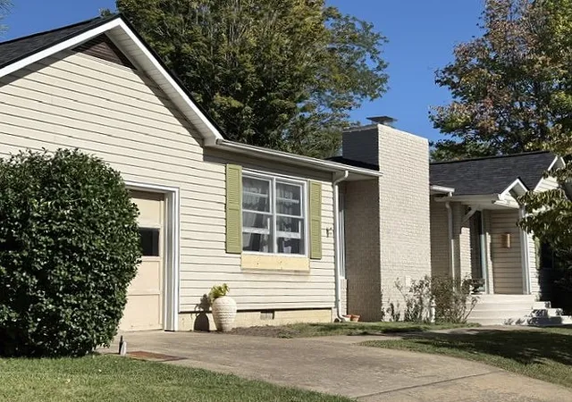 Photo 3 of Single family home for sale at 203 Kirby Ct, Harrison, AR 72601 | MLS# 1364296 | Listing updated on 2026-10-06