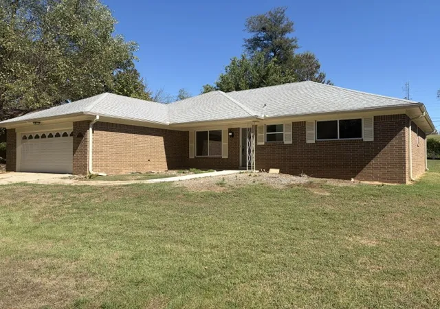 Photo 1 of Single family home for sale at 3817 S 32nd Circle, Fort Smith, AR 72903 | MLS# 1364339 | Listing updated on 2026-10-06