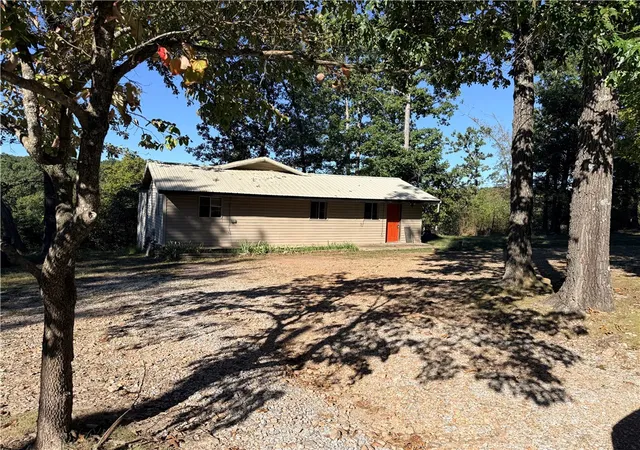 Photo 1 of Single family home for sale at 35785 Spur 23, Huntsville, AR 72740 | MLS# 1364414 | Listing updated on 2026-10-07