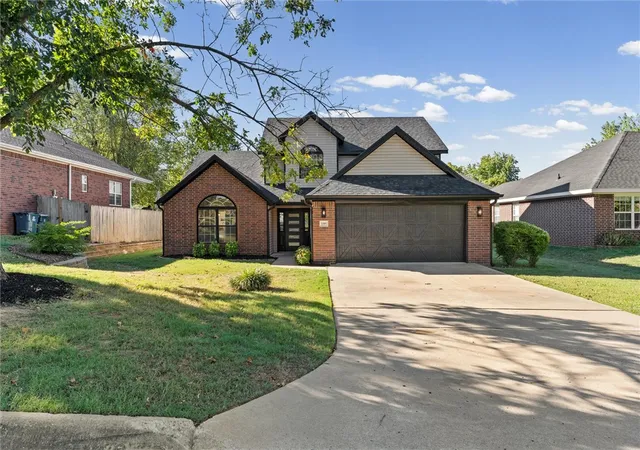 Photo 1 of Sale Pending at 1309 Barberry Ln, Bentonville, AR 72712 | MLS# 1364384 | Listing updated on 2026-10-11