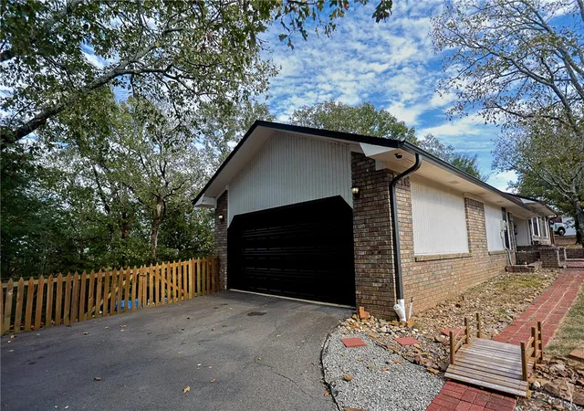 Photo 44 of Single family home for sale at 40 Windwood Loop, Conway, AR 72034 | MLS# 1364534 | Listing updated on 2026-10-08