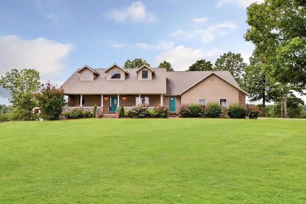 Photo 1 of Sale Pending at 9961 Rainbow Ridge Rd, Omaha, AR 72662 | MLS# 1363371 | Listing updated on 2026-10-26
