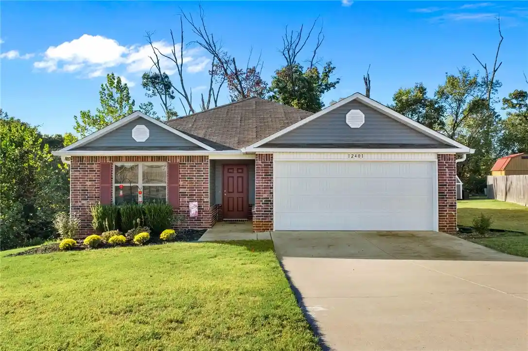 Single family home for sale at 12401 Mills, Garfield, AR 72732 | MLS# 1364813