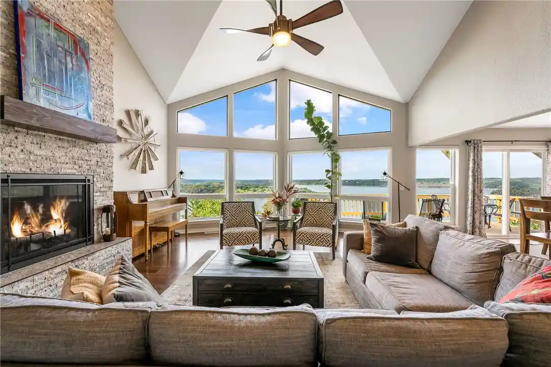 Photo 1 of Single family home for sale at 8 Clarice Dr, Rogers, AR 72756 | MLS# 1365579 | Listing updated on 2026-10-23