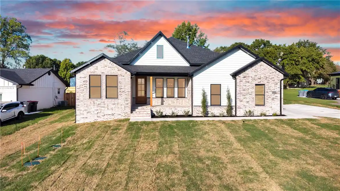 Photo 1 of Single family home for sale at 3410 Ar 112 Hwy, Springdale, AR 72762 | MLS# 1365792 | Listing updated on 2026-10-25