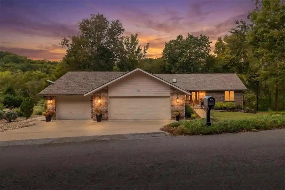 Photo 1 of Sale Pending at 67 Pamona Dr, Bella Vista, AR 72715 | MLS# 1365918 | Listing updated on 2026-10-24