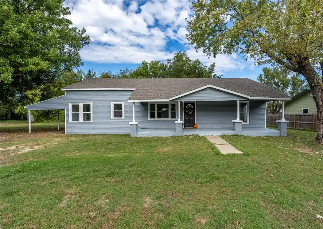 Single family home for sale at 1464 W Main St, Westville, OK 74965 | MLS# 1365910