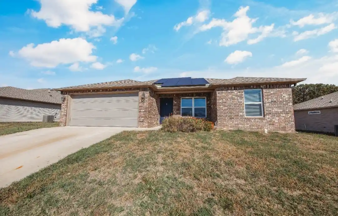 Single family home for sale at 146 Worley St, Huntsville, AR 72740 | MLS# 1366093
