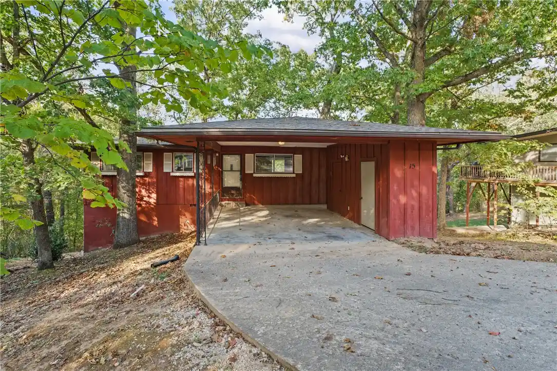 Photo 1 of Single family home for sale at 15 Croston Ln, Bella Vista, AR 72715 | MLS# 1365848 | Listing updated on 2026-10-28