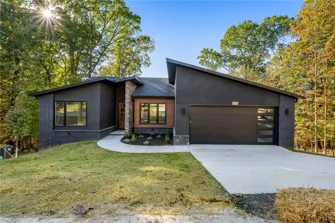 Photo 1 of Single family home for sale at 113 Pimlico Dr, Bella Vista, AR 72715 | MLS# 1366099 | Listing updated on 2026-10-24