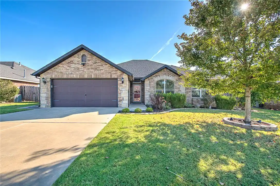 Photo 1 of Single family home for sale at 6203 S 39th Street, Rogers, AR 72758 | MLS# 1365264 | Listing updated on 2026-10-24