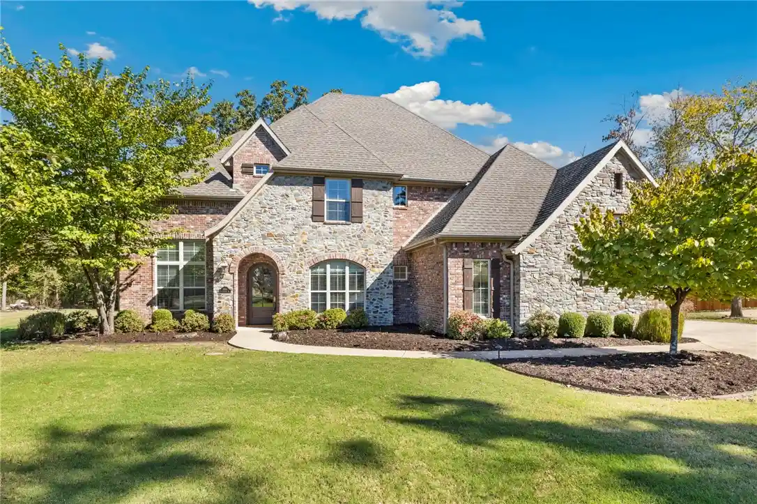 Photo 1 of Single family home for sale at 1484 Le Chesnay Dr, Centerton, AR 72719 | MLS# 1366166 | Listing updated on 2026-10-29