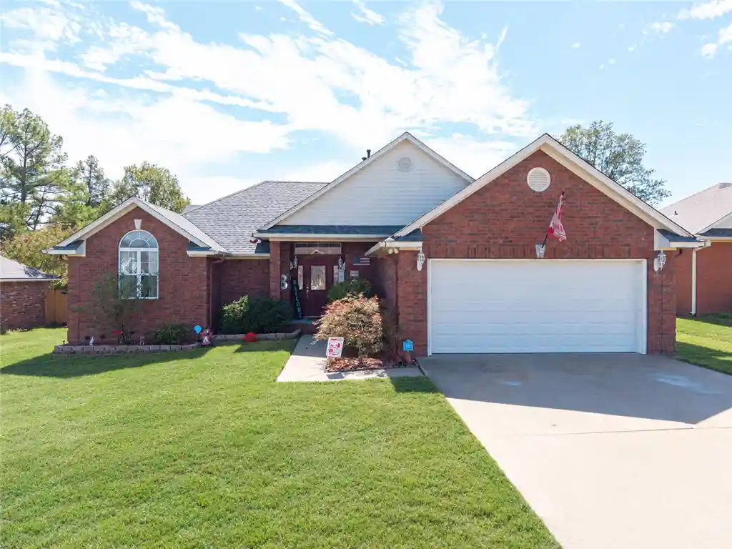 Photo 1 of Single family home for sale at 2305 L St, Barling, AR 72923 | MLS# 1366240 | Listing updated on 2026-10-26
