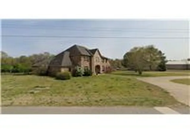 Photo 1 of Sale Pending at 11416 Giles Rd, Farmington, AR 72730 | MLS# 1366309 | Listing updated on 2026-10-27