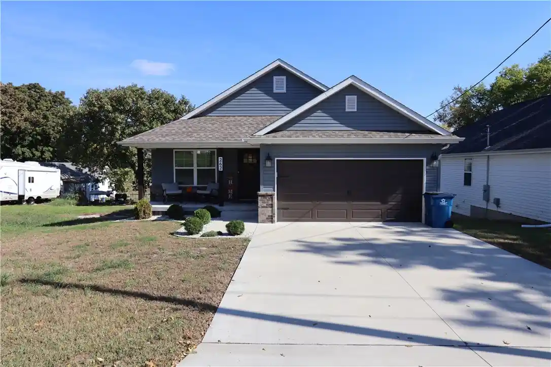 Photo 1 of Sale Pending at 262 S 3rd Street, Oronogo, MO 64855 | MLS# 1366420 | Listing updated on 2026-10-29