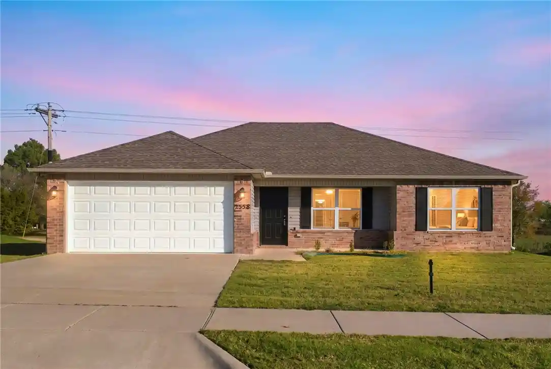 Single family home for sale at 2558 Chittick St, Pea Ridge, AR 72751 | MLS# 1366451