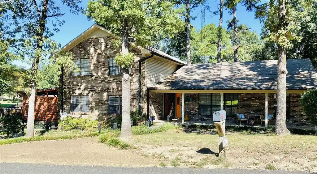 Photo 1 of Single family home for sale at 342 Sunset Bay Rd, Hot Springs National Park, AR 71913 | MLS# 1366485 | Listing updated on 2026-10-28