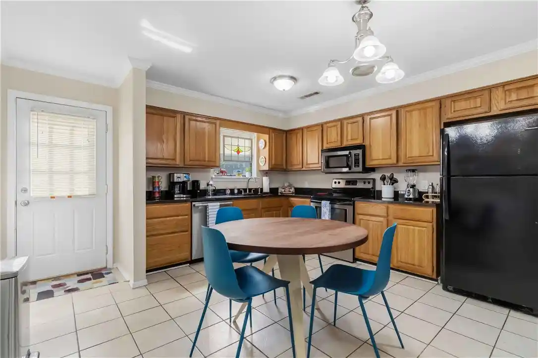 Condo for sale at 2728 Kantz Dr #5, Fayetteville, AR 72703 | MLS# 1366181