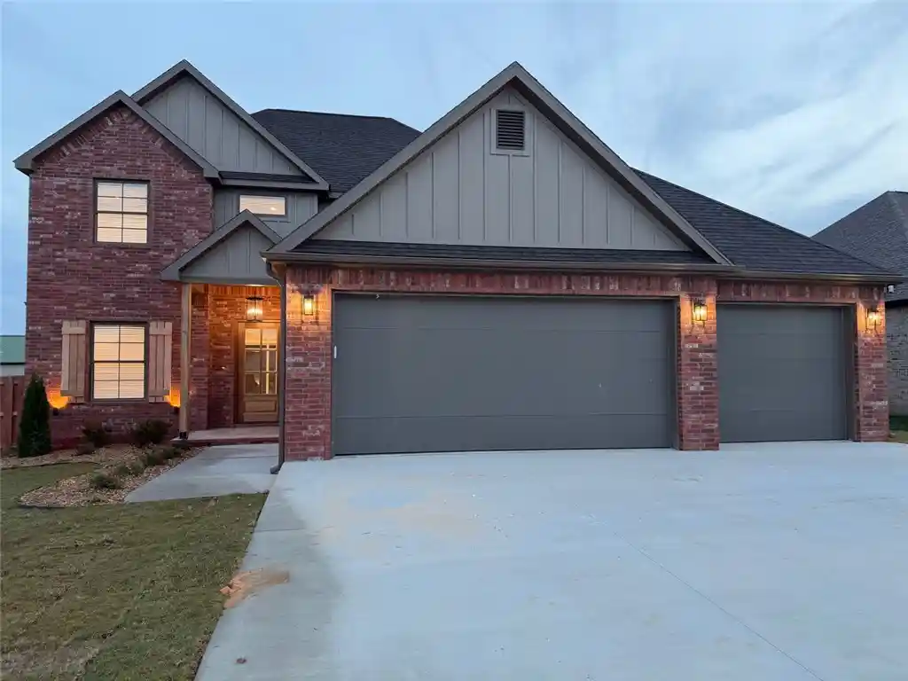 Single family home for sale at 7635 Via Roma Ave, Springdale, AR 72762 | MLS# 1366460