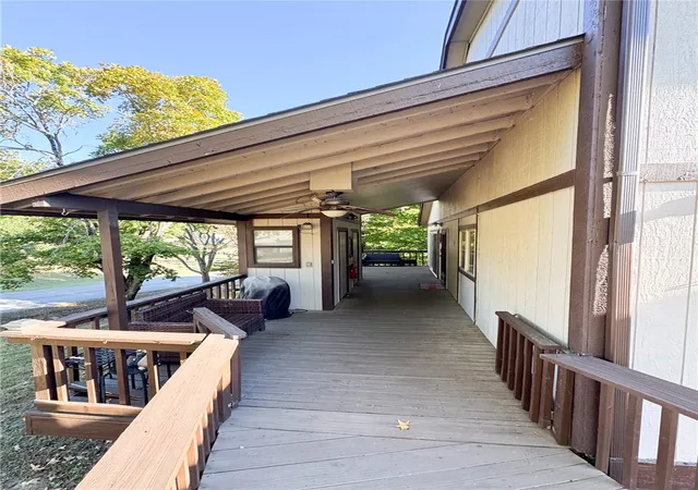 Photo 2 of Townhouse for sale at 1 White Oak Ave, Holiday Island, AR 72631 | MLS# 1366684 | Listing updated on 2026-10-30