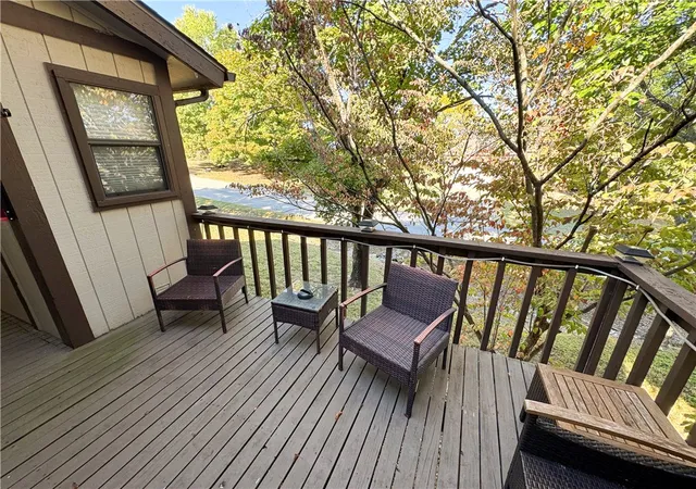 Photo 4 of Townhouse for sale at 1 White Oak Ave, Holiday Island, AR 72631 | MLS# 1366684 | Listing updated on 2026-10-30