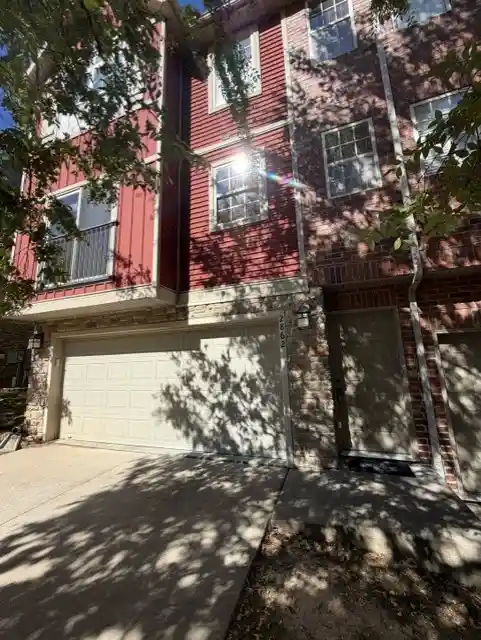 Single family home for sale at 2862 Redstone Dr, Fayetteville, AR 72704 | MLS# 1366705 | Listing updated on 2026-10-30