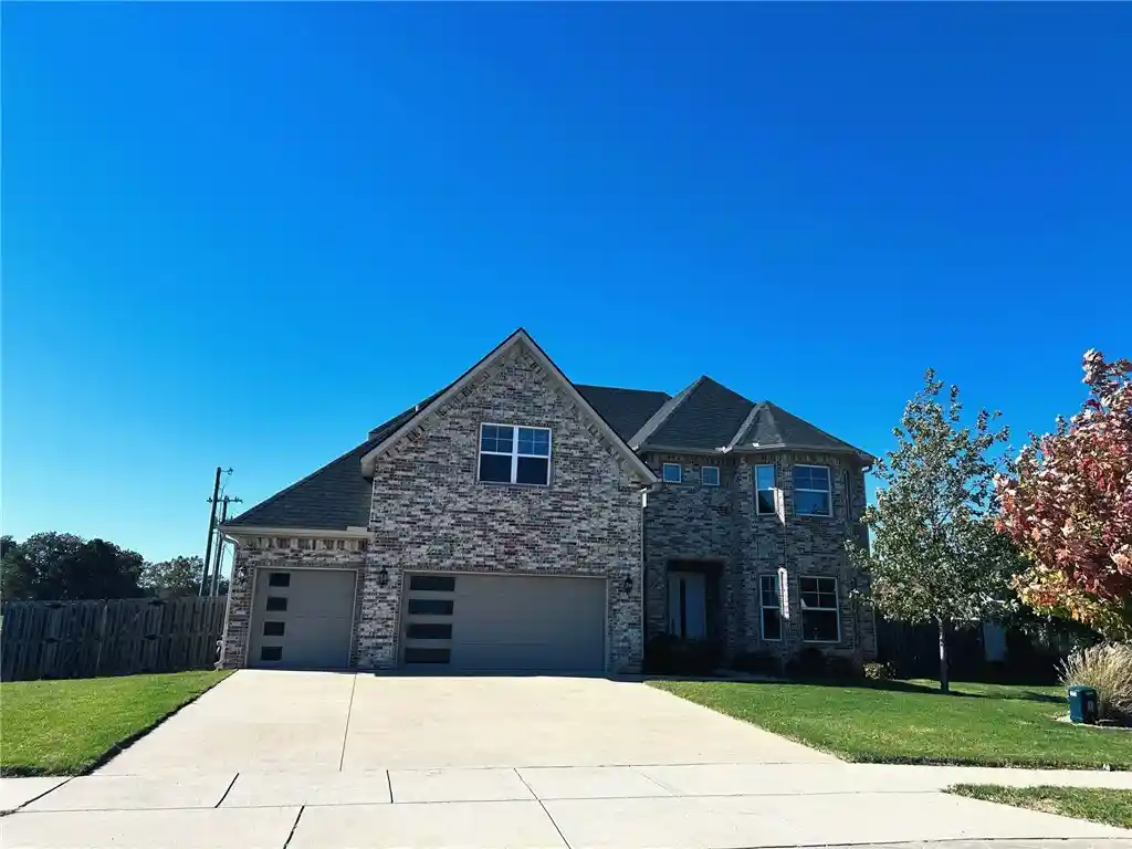 Single family home for sale at 1414 SW Breeze Ct, Bentonville, AR 72713 | MLS# 1366634