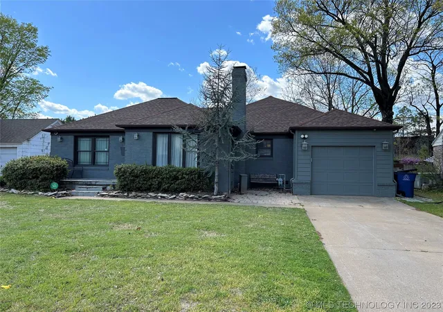 1st image of 3026 S Boston Pl, Tulsa, OK 74114 | MLS# 2312632