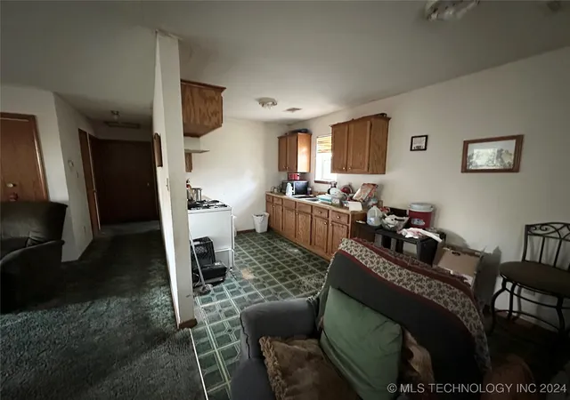 3rd image of 201 Se S Se, Ardmore, OK 73401 | MLS# 2440554
