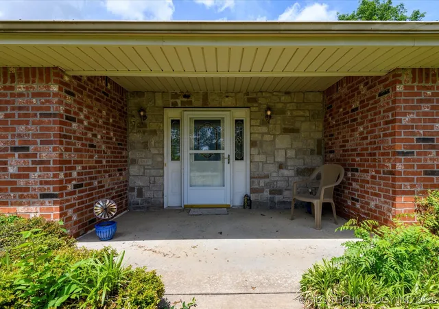 Homes for sale in Ramona, OK | 300 Keeler St, Ramona, OK 74061 | MLS# 2518806