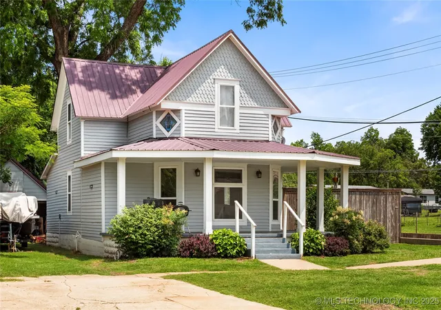 Homes for sale in Tonkawa, OK | 206 W Grand, Tonkawa, OK 74653 | MLS# 2523616
