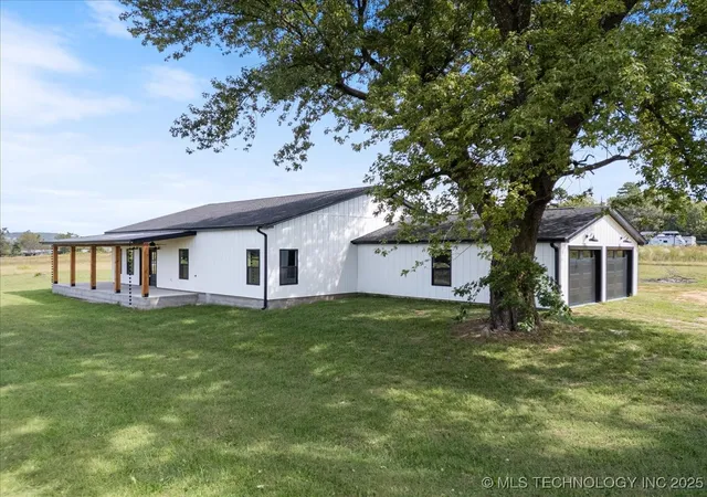 1st image of 22372 North Rd, Summers, AR 72769 | MLS# 2533178