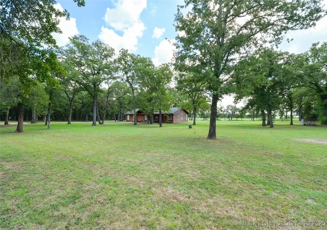 Homes for sale in Ardmore, OK | 199 Classic Rd, Ardmore, OK 73401 | MLS# 2535969