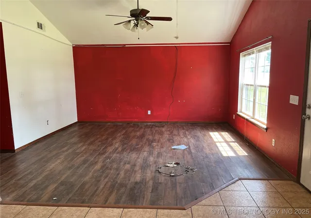 Homes for sale in Fort Gibson, OK | 616 W Hickory Ave, Fort Gibson, OK 74434 | MLS# 2536676