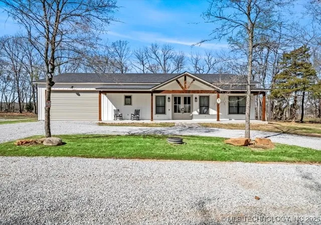 Homes for sale in Afton, OK | 450251 E 340 Rd, Afton, OK 74331 | MLS# 2537044