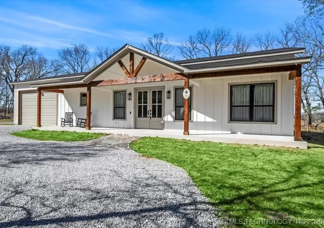 Homes for sale in Afton, OK | 450251 E 340 Rd, Afton, OK 74331 | MLS# 2537044