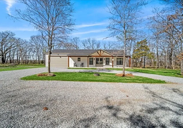 Homes for sale in Afton, OK | 450251 E 340 Rd, Afton, OK 74331 | MLS# 2537044