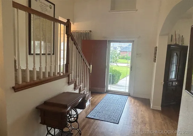 Photo 3 of Single family home for sale at 6912 E Galveston St, Broken Arrow, OK 74014 | MLS# 2537399 | Listing updated on 2026-08-27