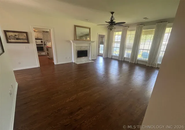 Photo 4 of Single family home for sale at 6912 E Galveston St, Broken Arrow, OK 74014 | MLS# 2537399 | Listing updated on 2026-08-27