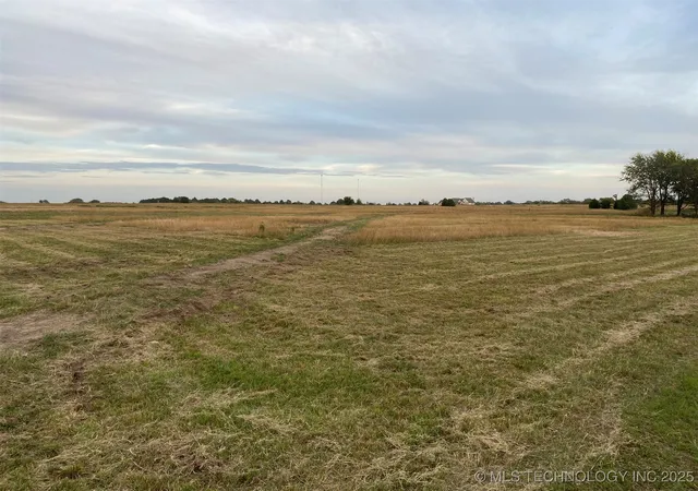 1st image of 01 Gaither St, Pryor, OK 74361 | MLS# 2538106