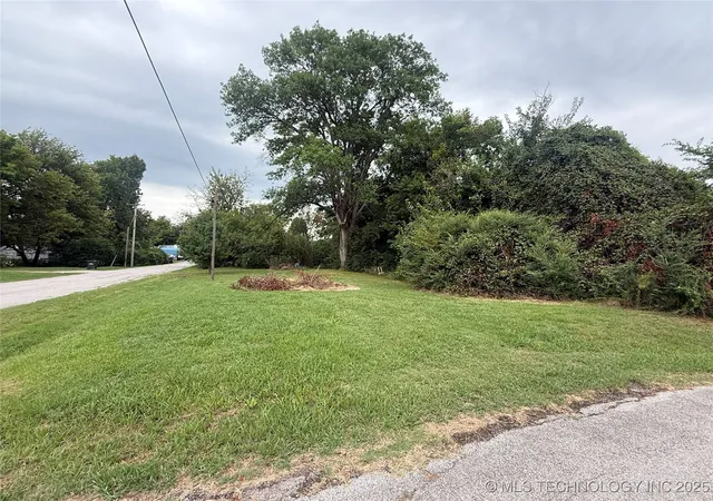 Homes for sale in Porter, OK | 342 S 6th St, Porter, OK 74454 | MLS# 2537342