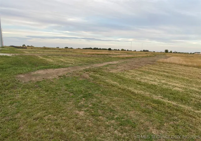 1st image of 04 N Gaither Rd, Pryor, OK 74361 | MLS# 2538224