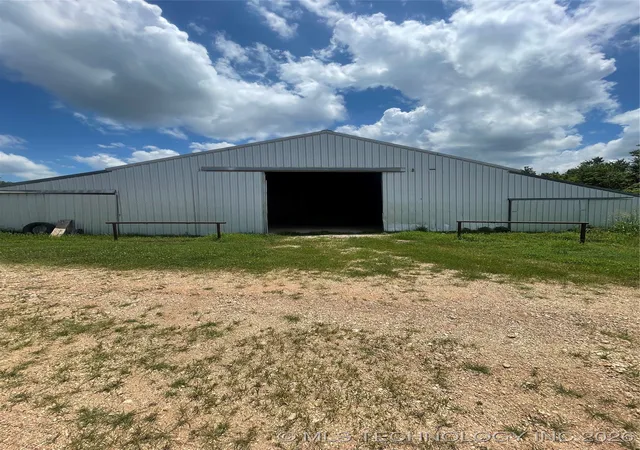 Homes for sale in Colcord, OK | 54709 S 683 Rd, Colcord, OK 74338 | MLS# 2538654