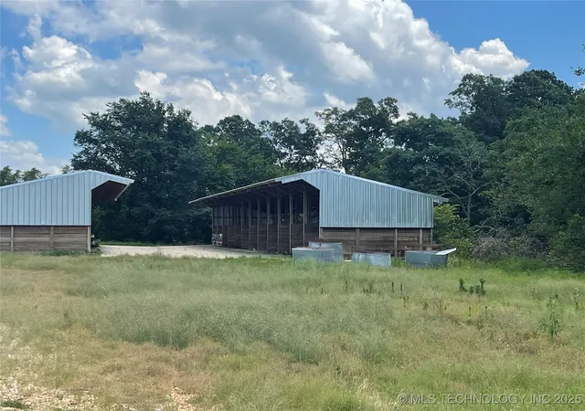 Homes for sale in Colcord, OK | 54709 S 683 Rd, Colcord, OK 74338 | MLS# 2538654