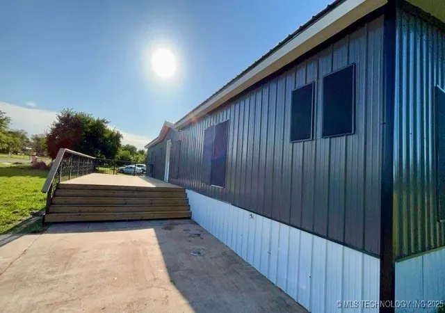 Homes for sale in Madill, OK | 4738 Main St, Madill, OK 73446 | MLS# 2538900